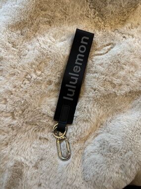 Lululemon Never Lost Keychain
